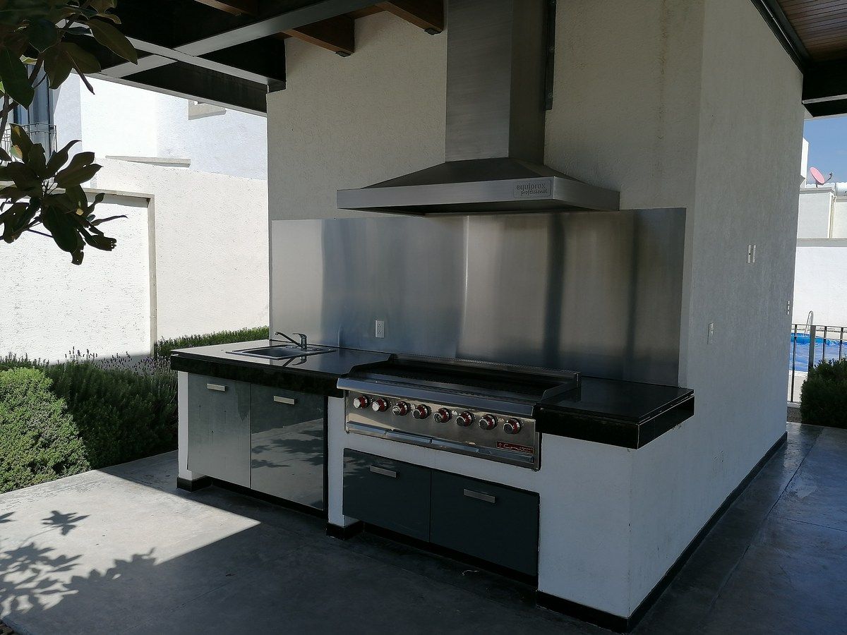 16 de 16: Asador profesional