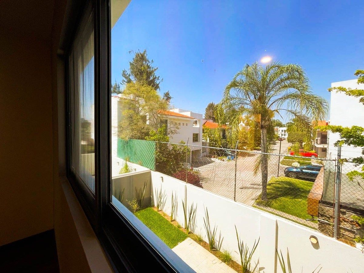 42 de 49: VISTA DESDE RECAMARAS SECUNDARIAS