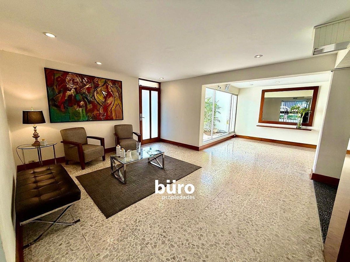 14 de 16: Lobby Edificio