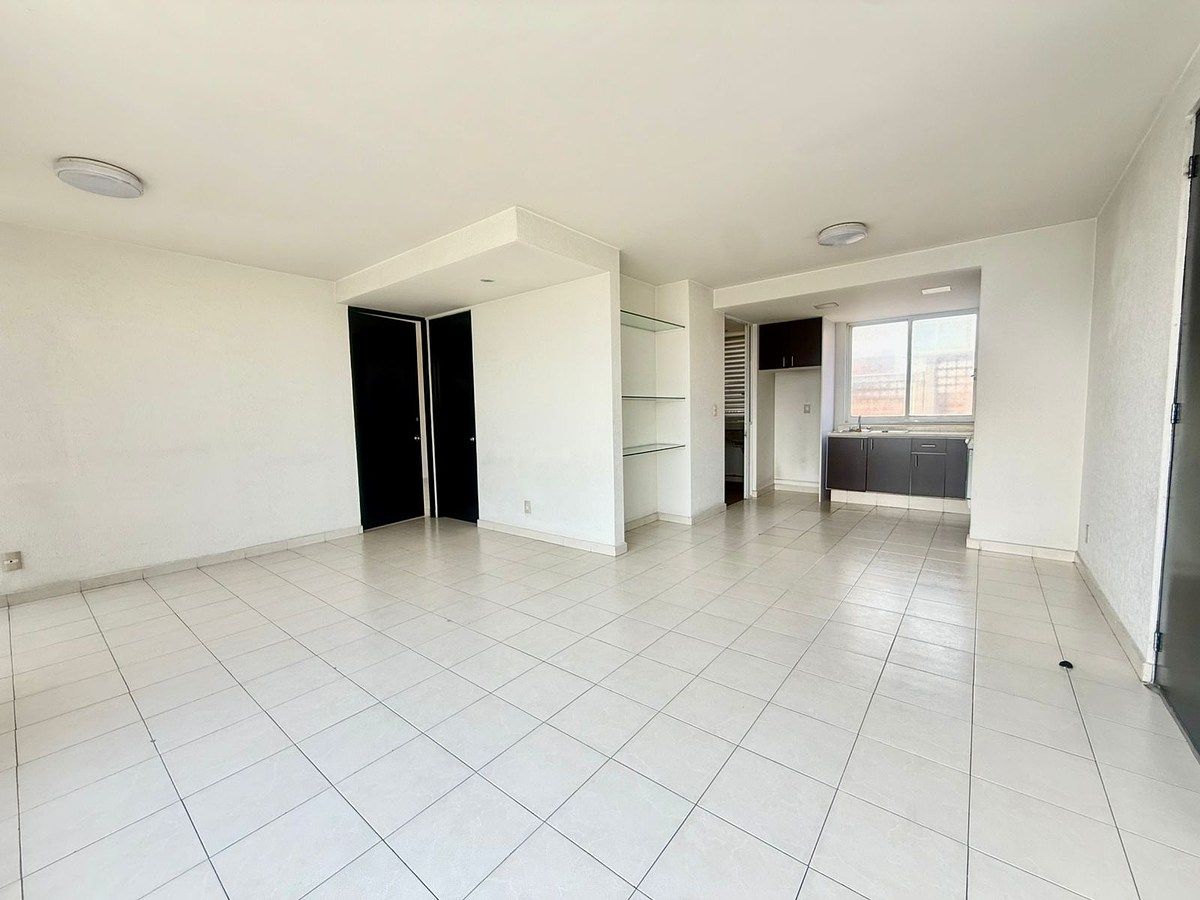 1 de 13: Sala Comedor