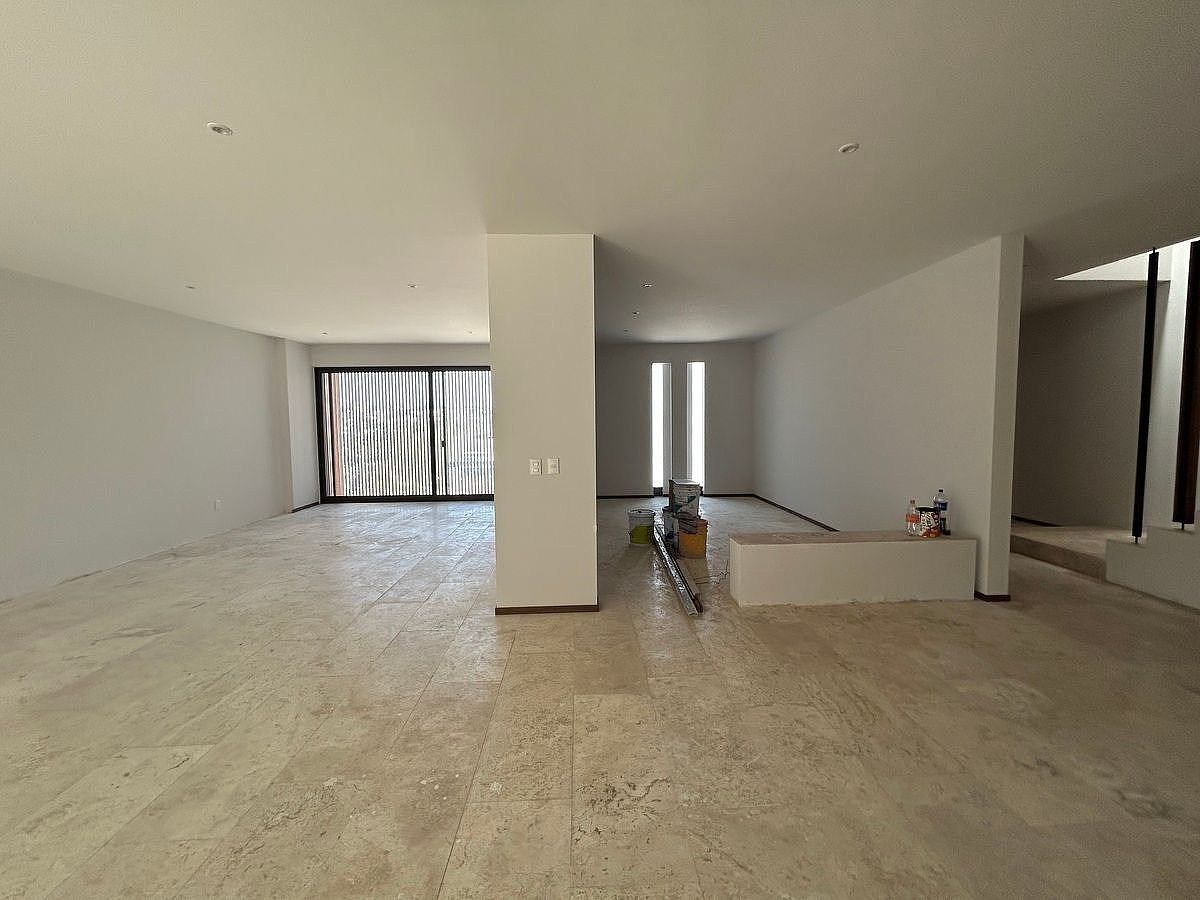 8 de 41: Sala - comedor integrados a living room