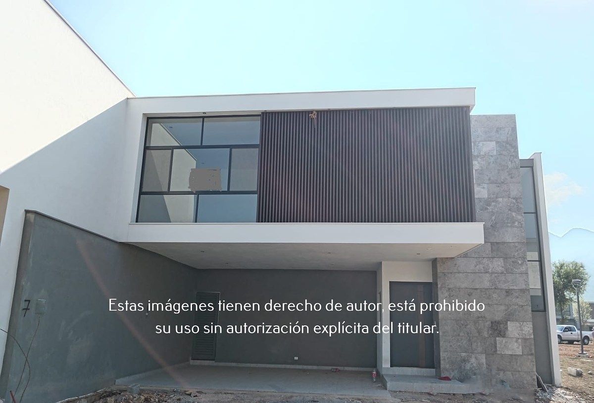 2 de 15: Casa en Venta en Vientos del Vergel en Carretera Nacional