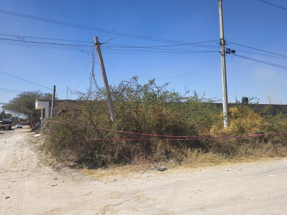 TERRENO CERCANO AL AEROPUERTO EN ESQUINA - foto 3