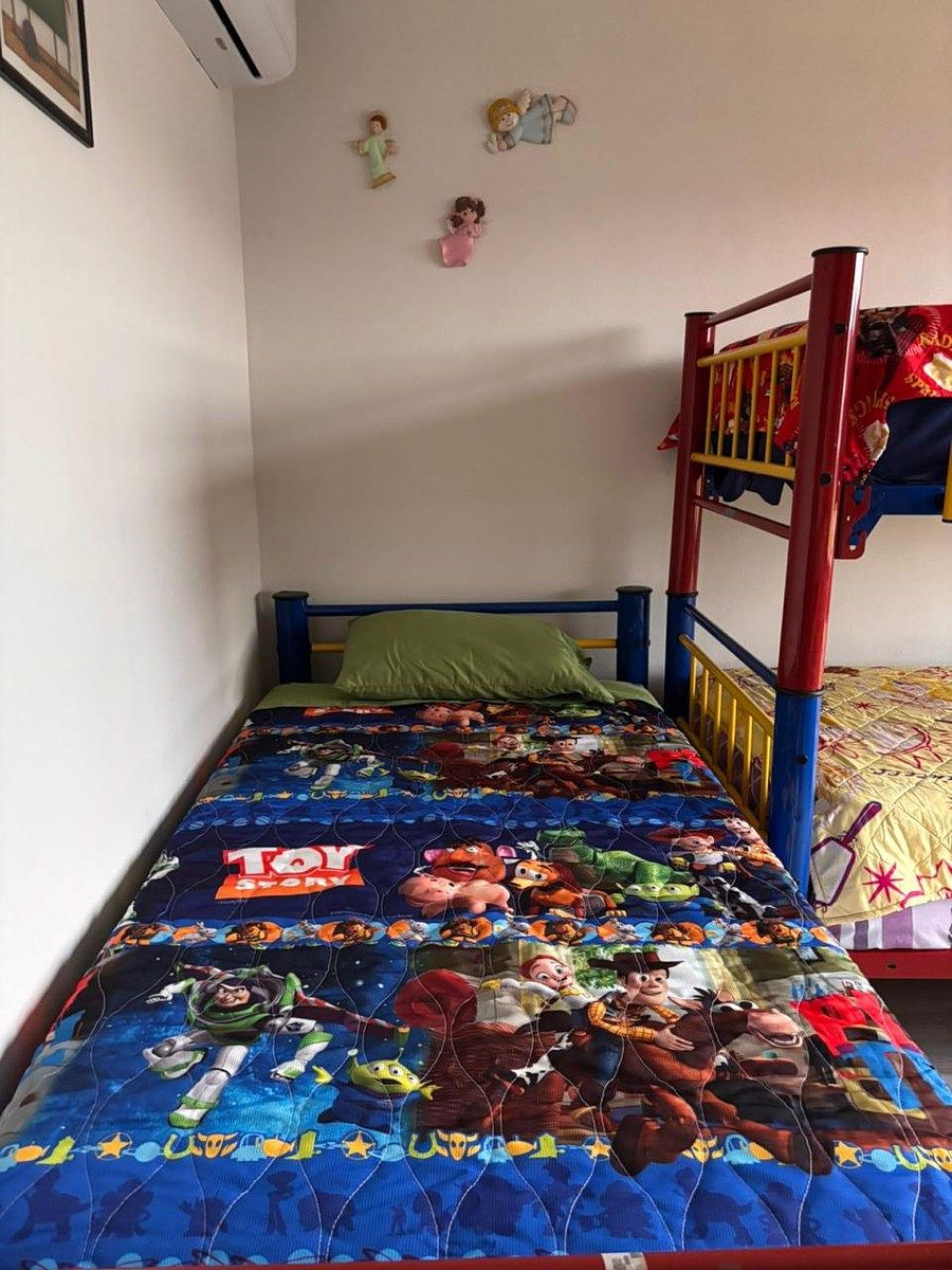 12 de 33: recámara secundaria vista alberca