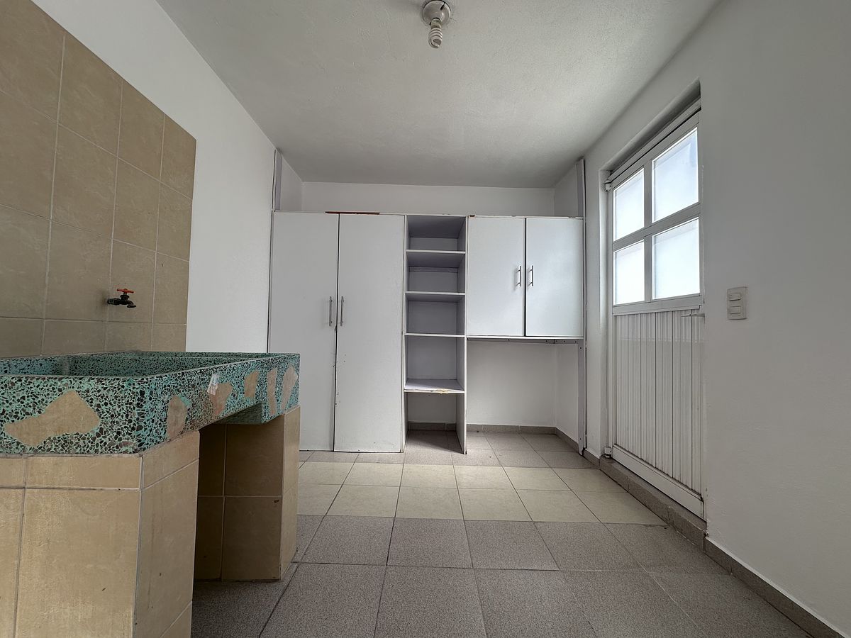 23 de 25: Lavandería