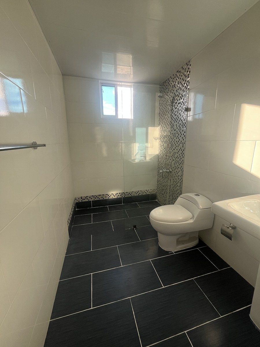 9 de 12: Baño completo