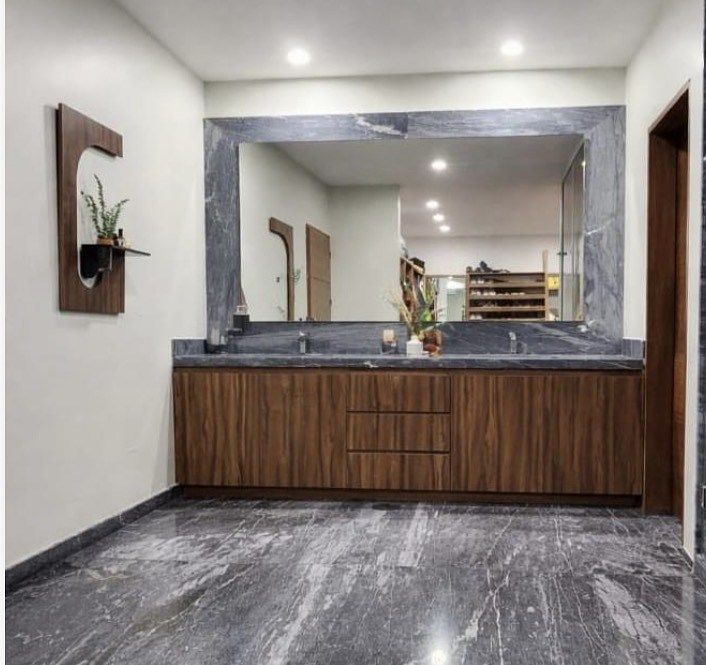 4 of 22: Baño principal