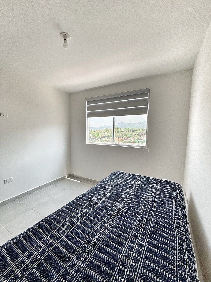 14 de 25: No incluye la cama