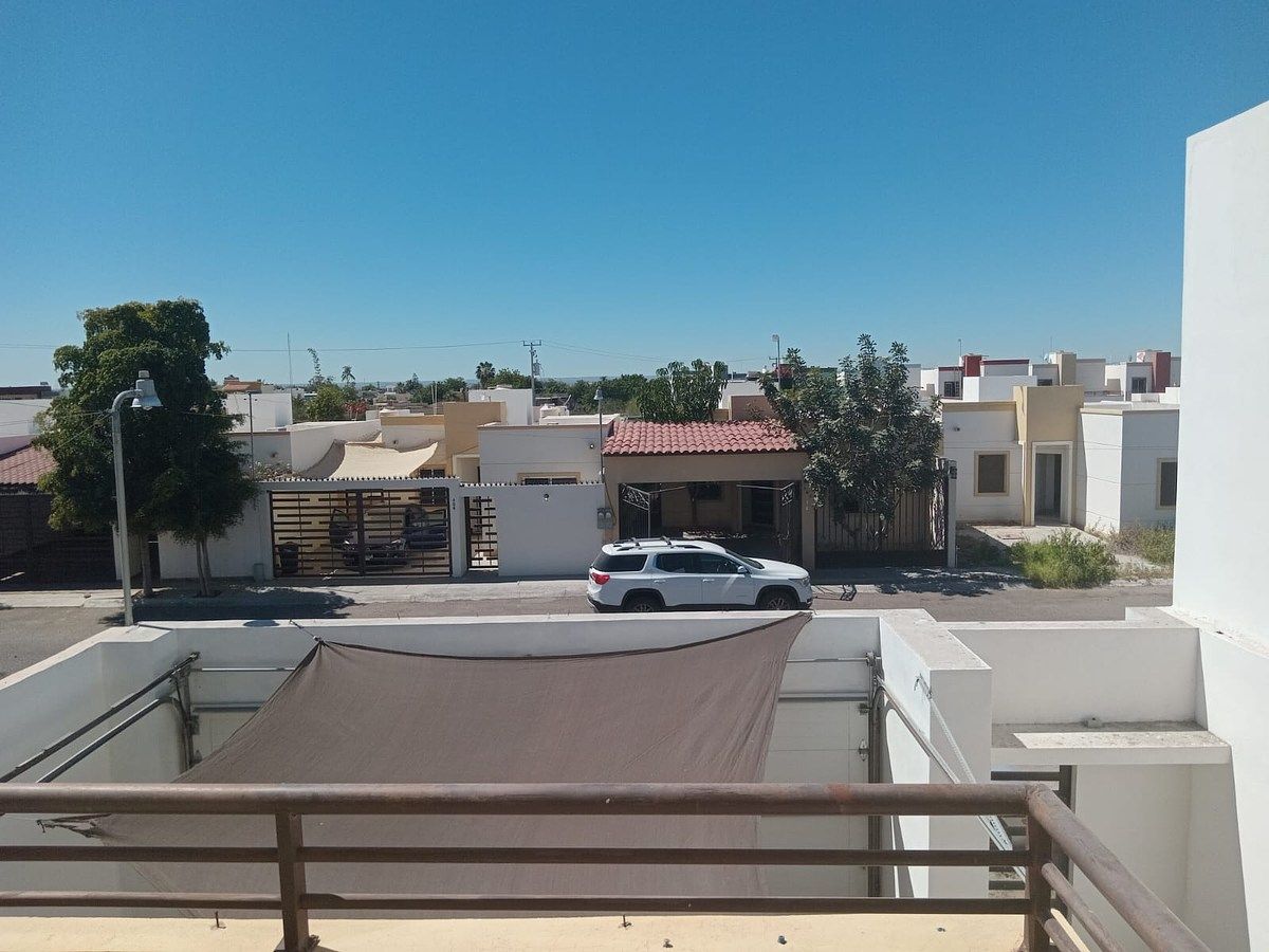 27 de 34: Vista Terraza (Frente)