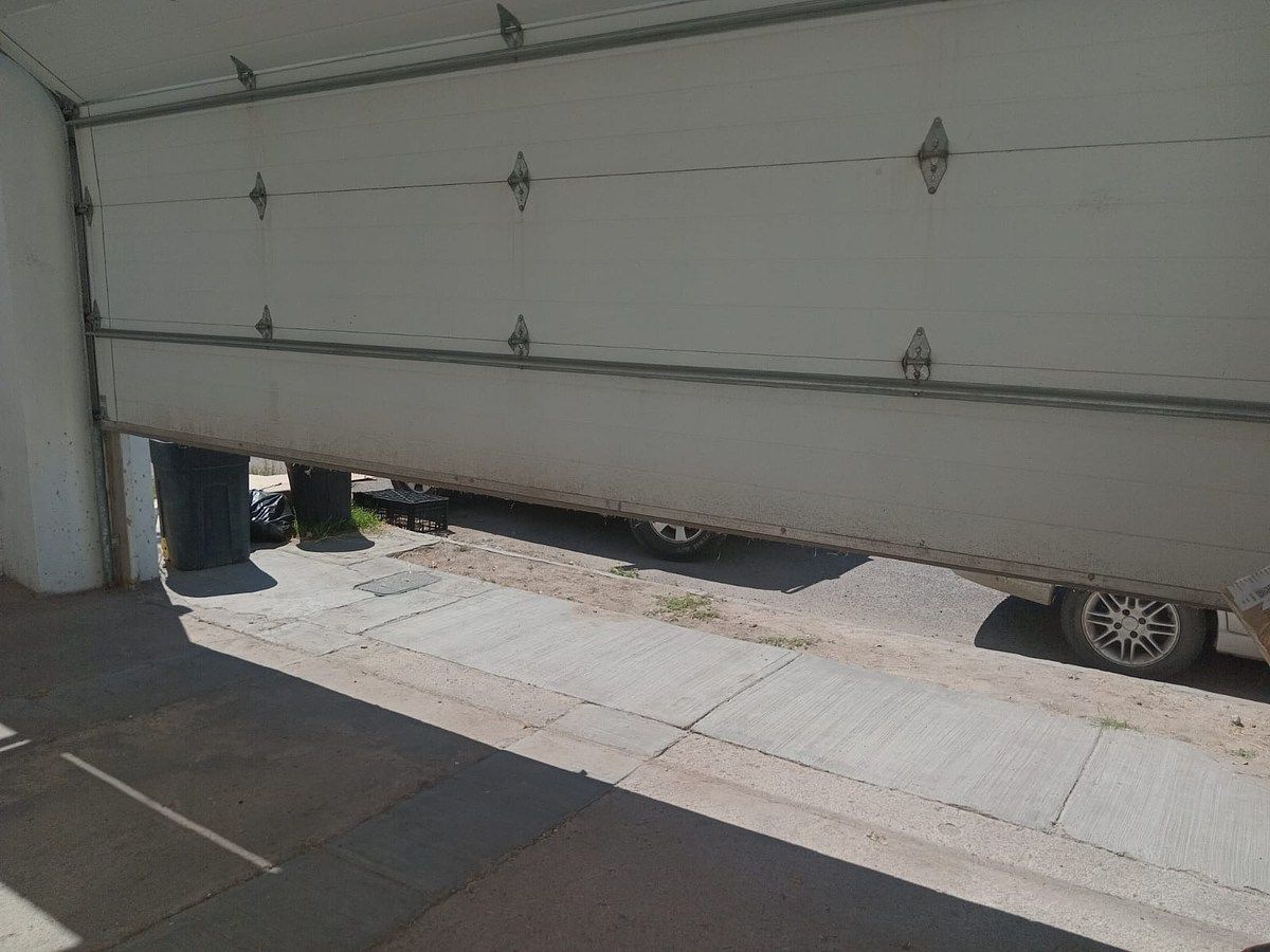 31 de 34: Portón eléctrico