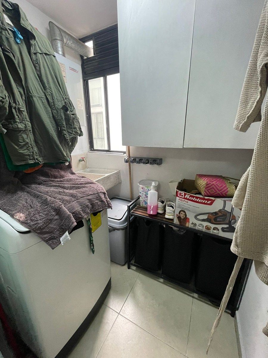 11 de 35: Cuarto de Servicio