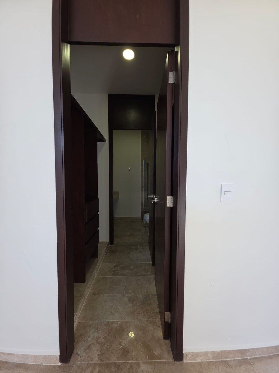 20 of 27: Departamento en Venta Merida