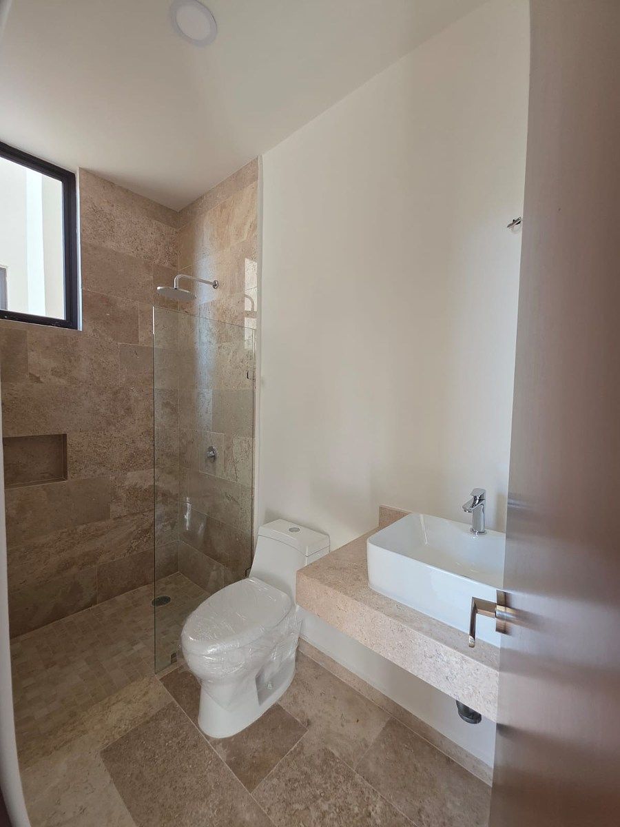 22 of 27: Departamento en Venta Merida