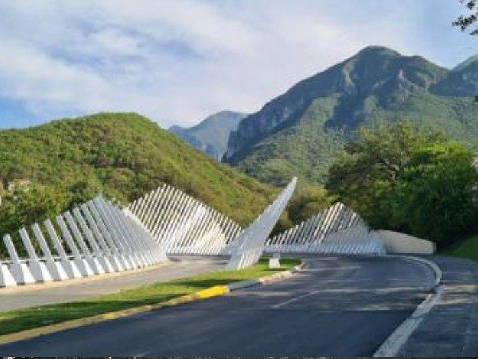 8 de 10: Entrada al fraccionamiento