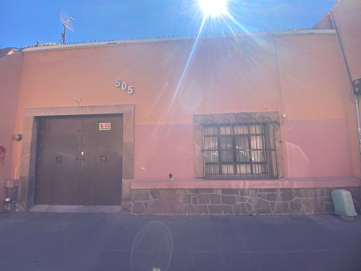 Casa en Venta en Centro Histórico a una Cuadra de Carranza, foto 1 de 23