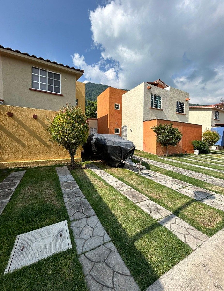 CASA DE CAMPO EN VENTA EN JOCOTEPEC - foto 1