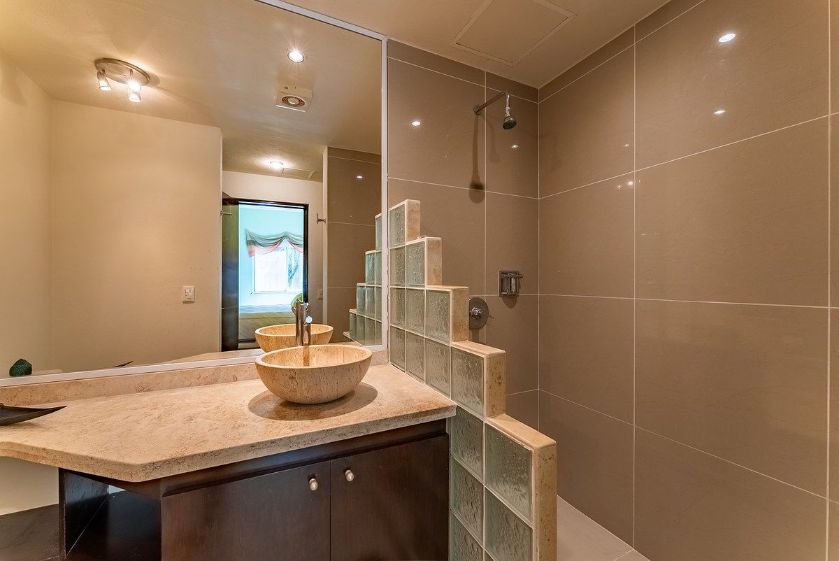 29 of 45: Bathroom 2