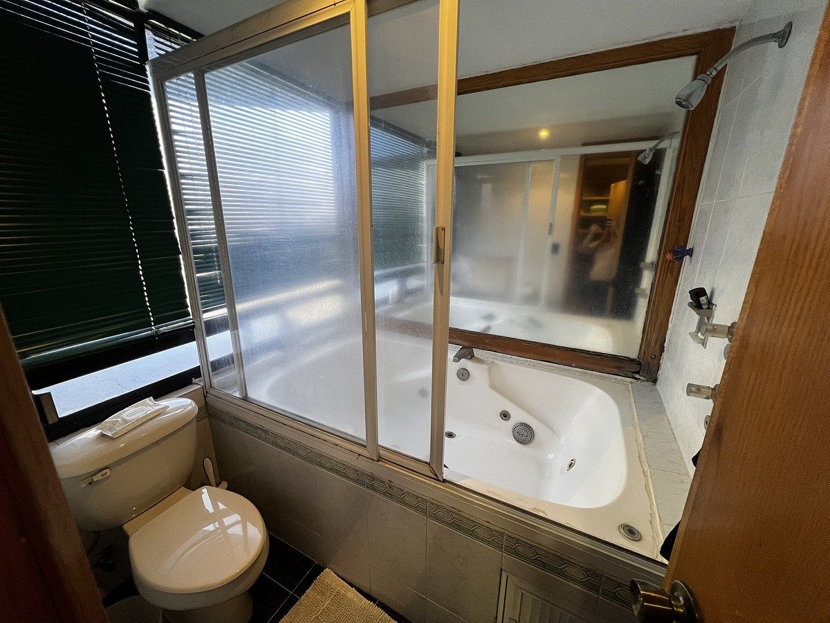 11 de 12: Baño recámara principal