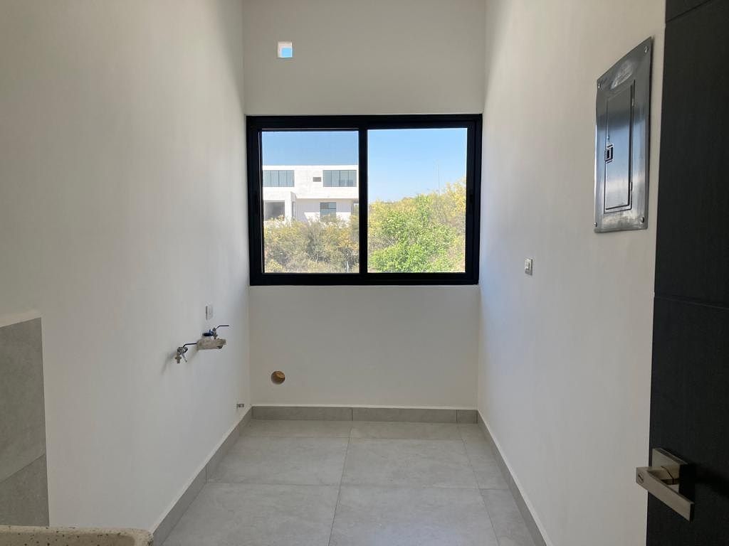 12 de 14: Lavandería