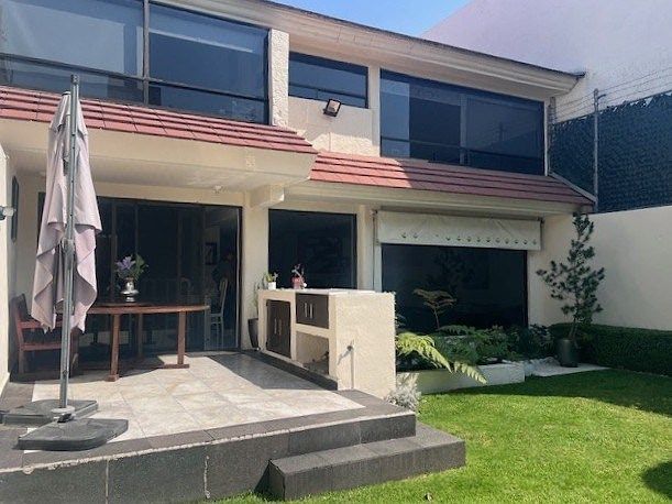 Casa en Venta en COLINAS DEL BOSQUE