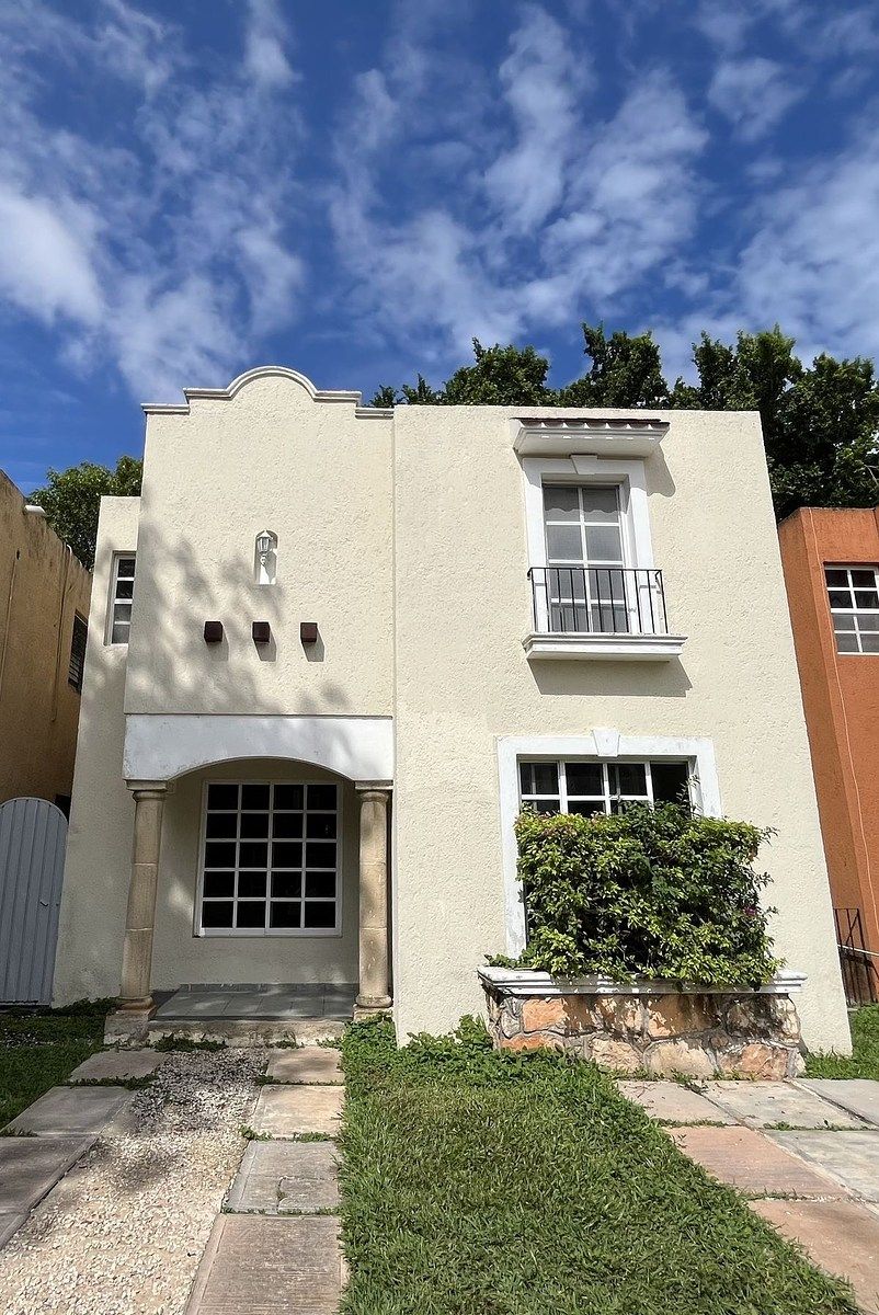 LINDA CASA EM ESTILO MEXICANO EM CHUBURNA HGO., foto 1 de 16