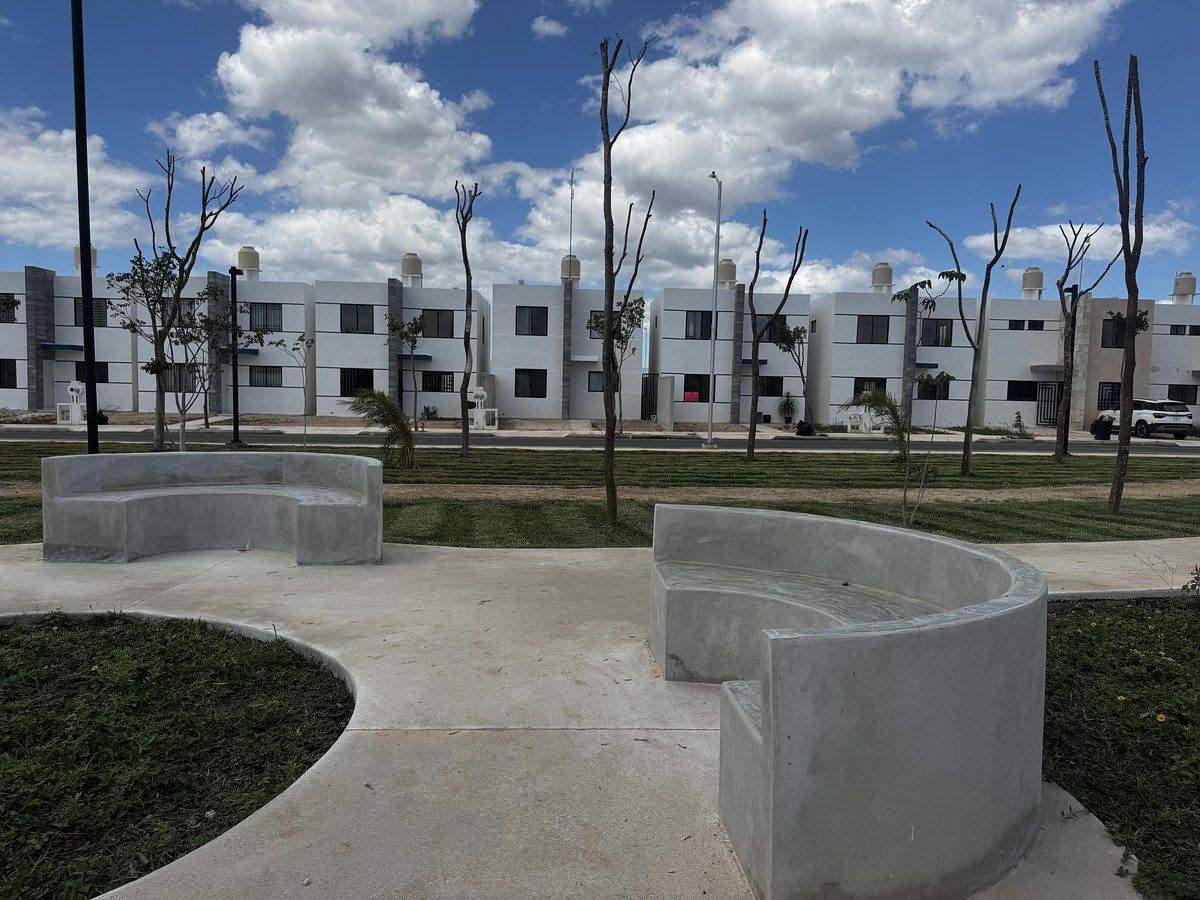 10 de 16: parque fracc Yaxnáh