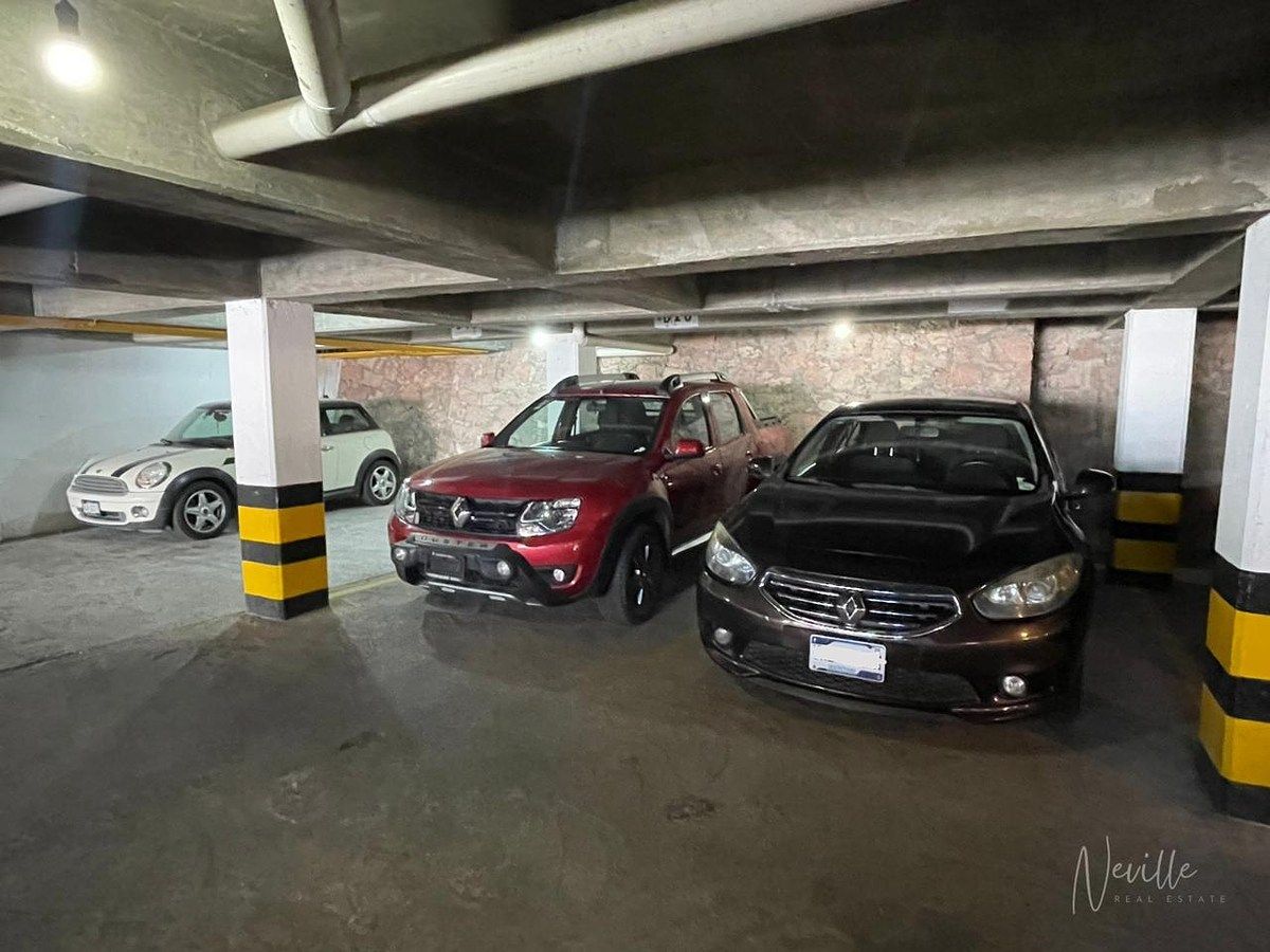 32 de 32: 2 lugares de estacionamiento techado