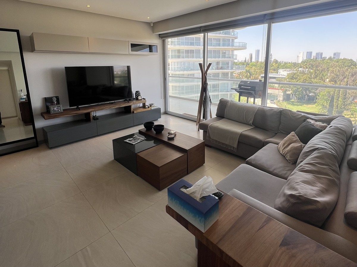 2 de 22: Sala-comedor