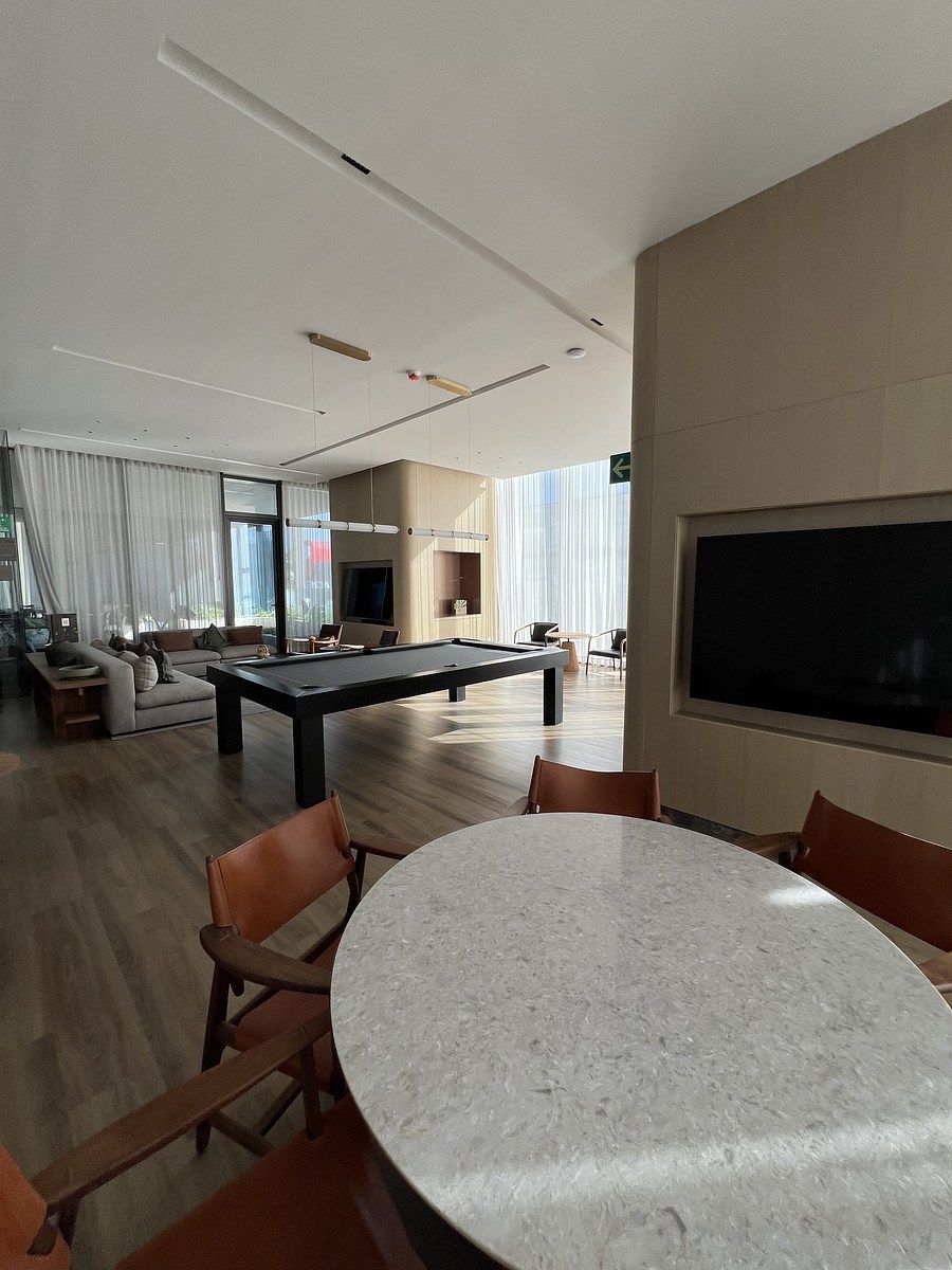 35 of 44: AMENIDADES DE TORRE