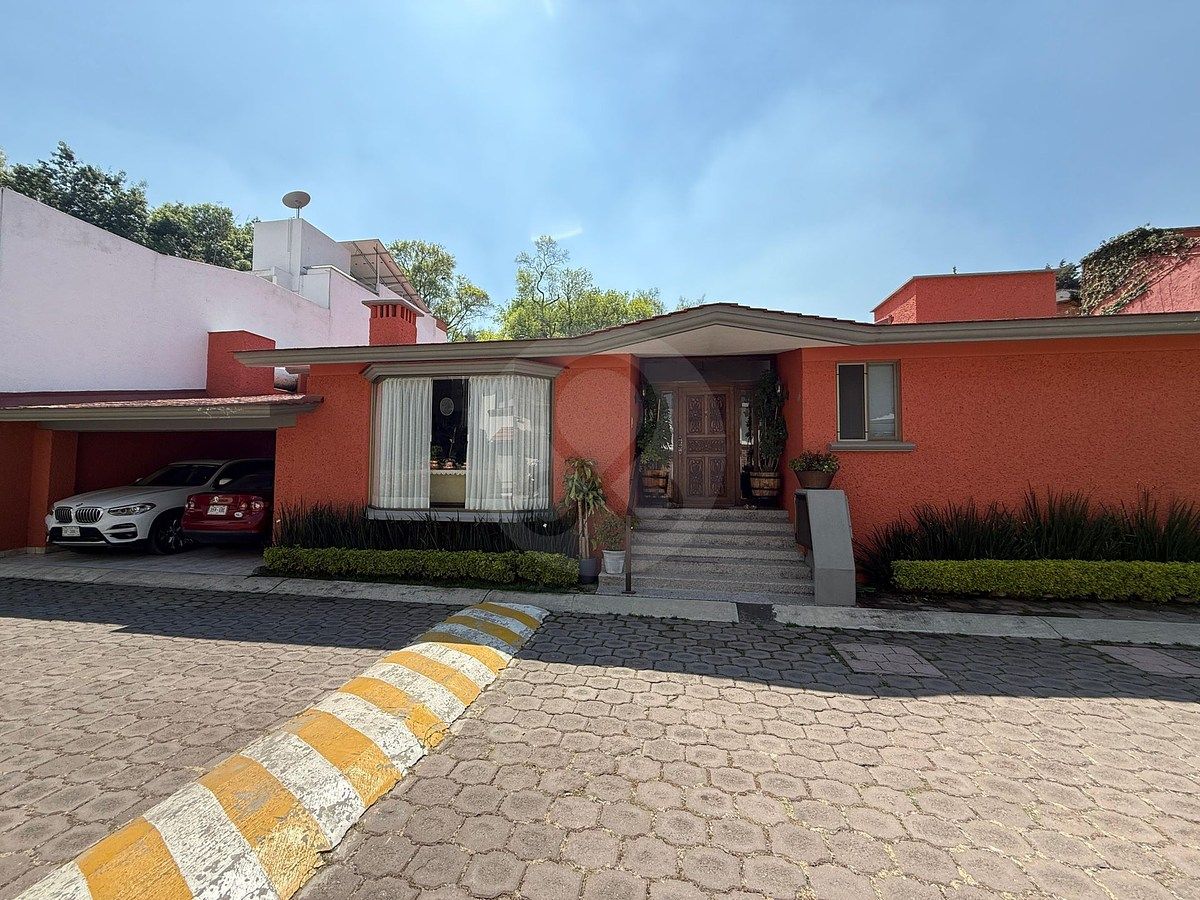 Casa à Venda na Praça El Bosque, foto 1 de 31