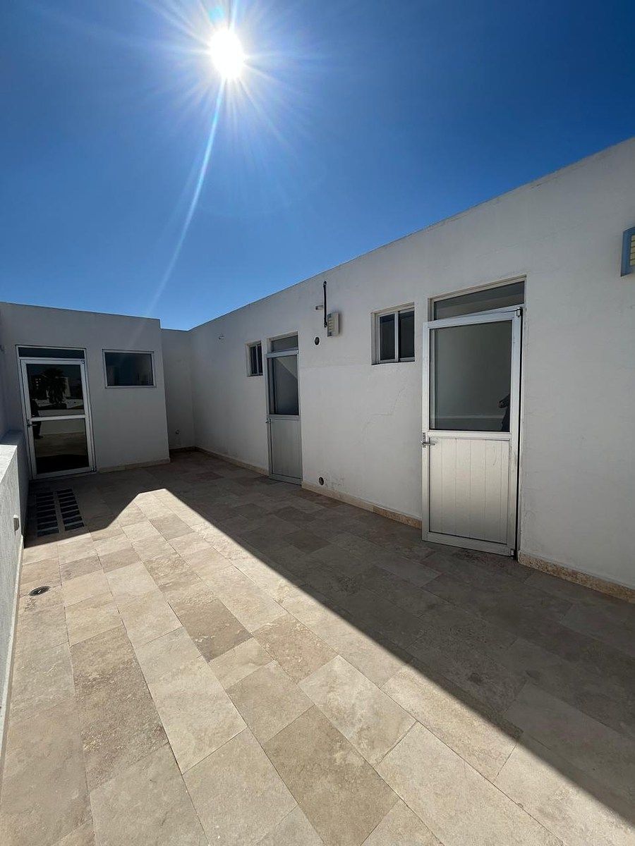 26 of 36: ROOF GARDEN