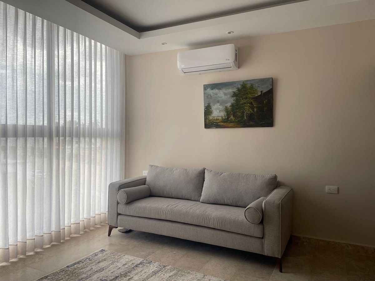 8 de 16: Área de Lectura