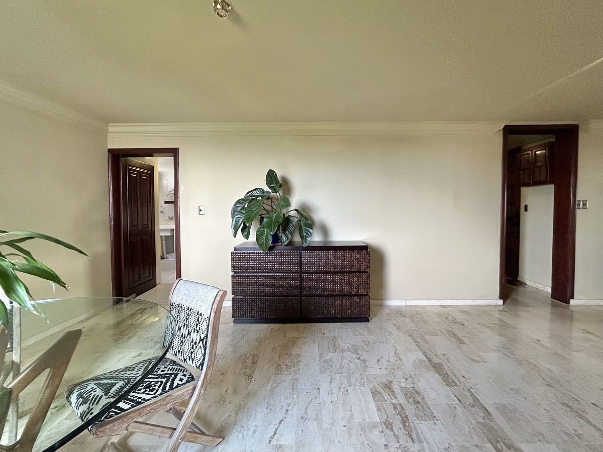 4 de 16: Área de comedor