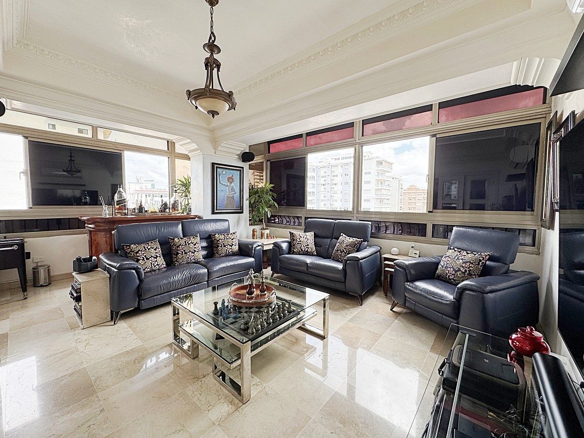 10 de 27: Balcón-terraza integrado