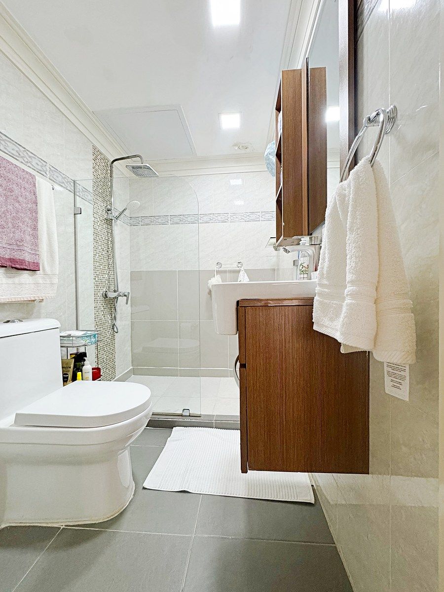 27 de 27: Baño hab. secundaria