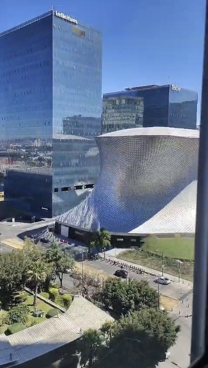 2 of 44: Vista recamara principal.