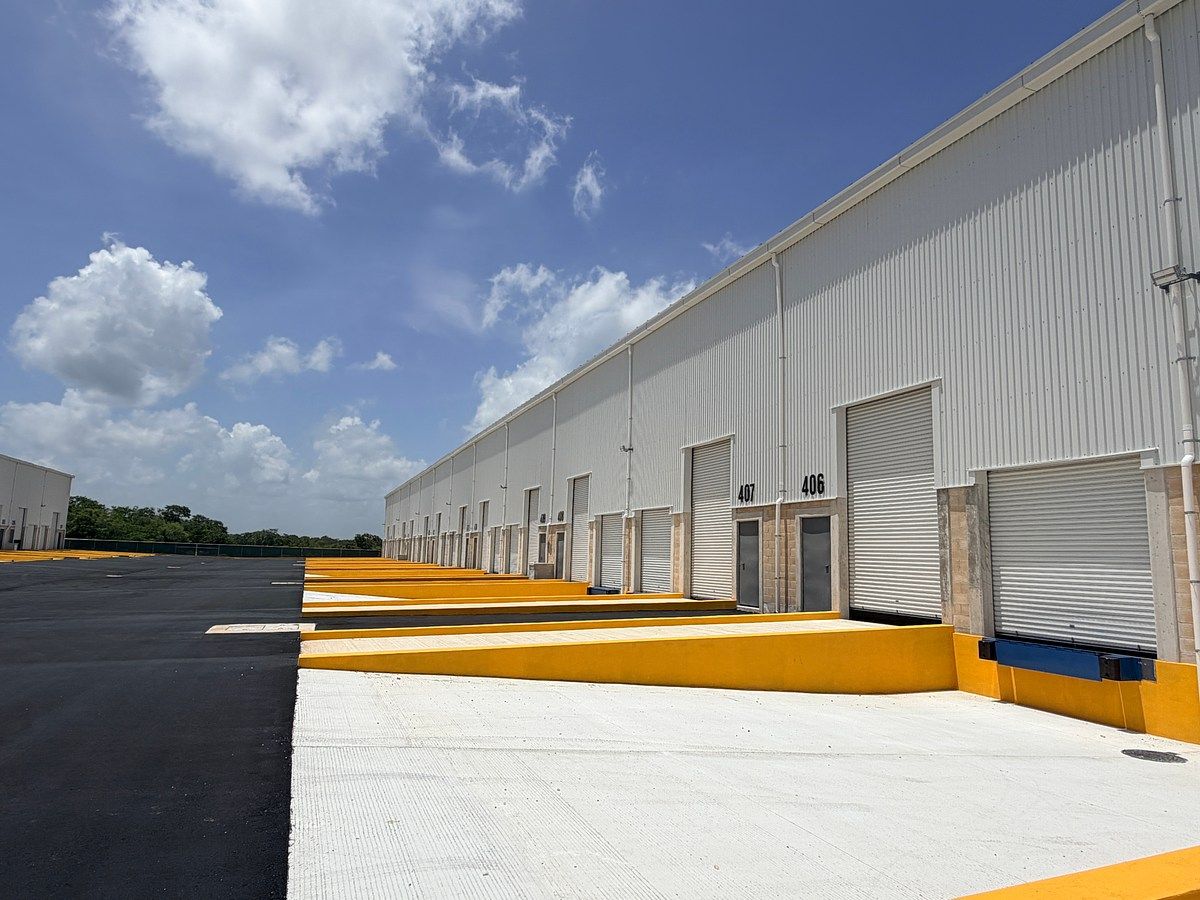 Galpão comercial em Del Sur, Mérida, foto 3 de 19