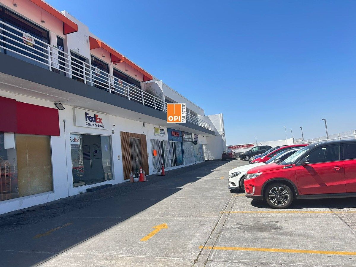 FOR RENT LOCAL IN SHOPPING PLAZA Upper floor. 250m2, photo 1 of 19