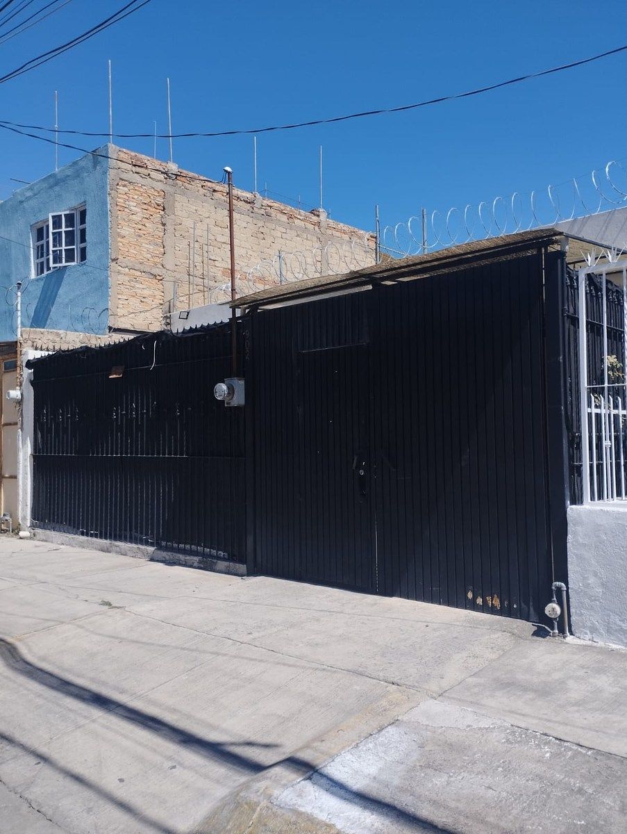 14 de 14: Portón cerrado para mayor privacidad