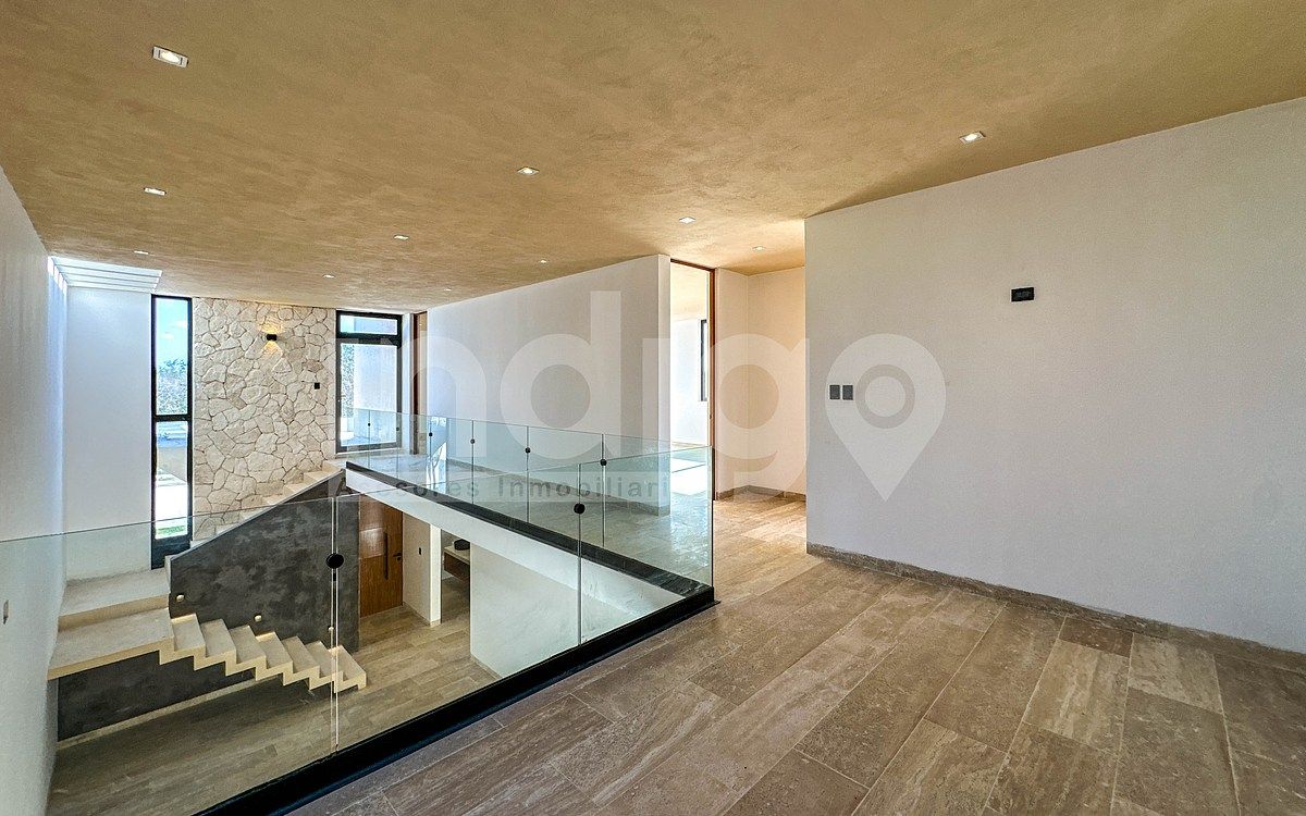 23 de 48: Sala de TV