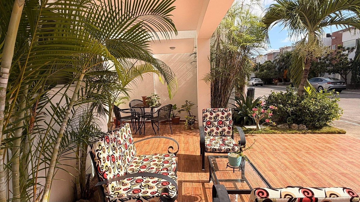 3 de 38: Teraza frontal