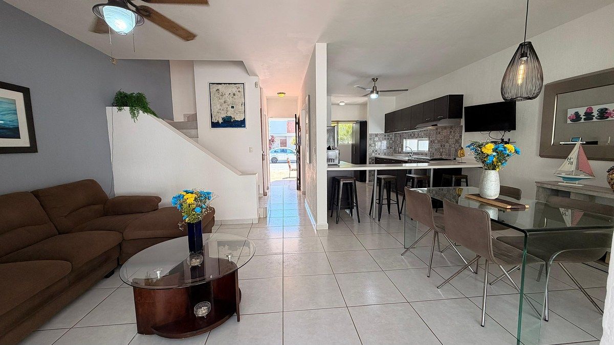 14 de 38: Sala-comedor