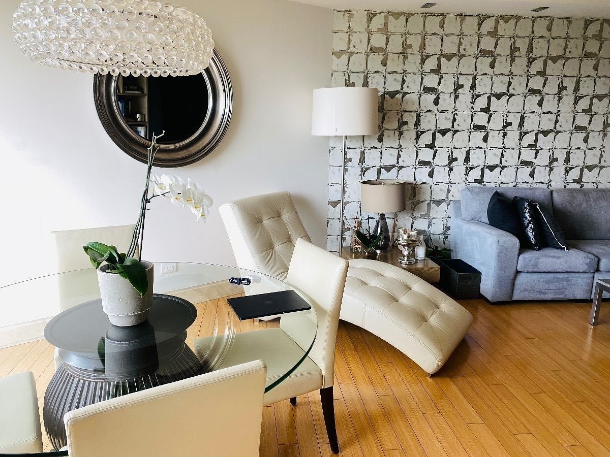 7 de 28: Family Room