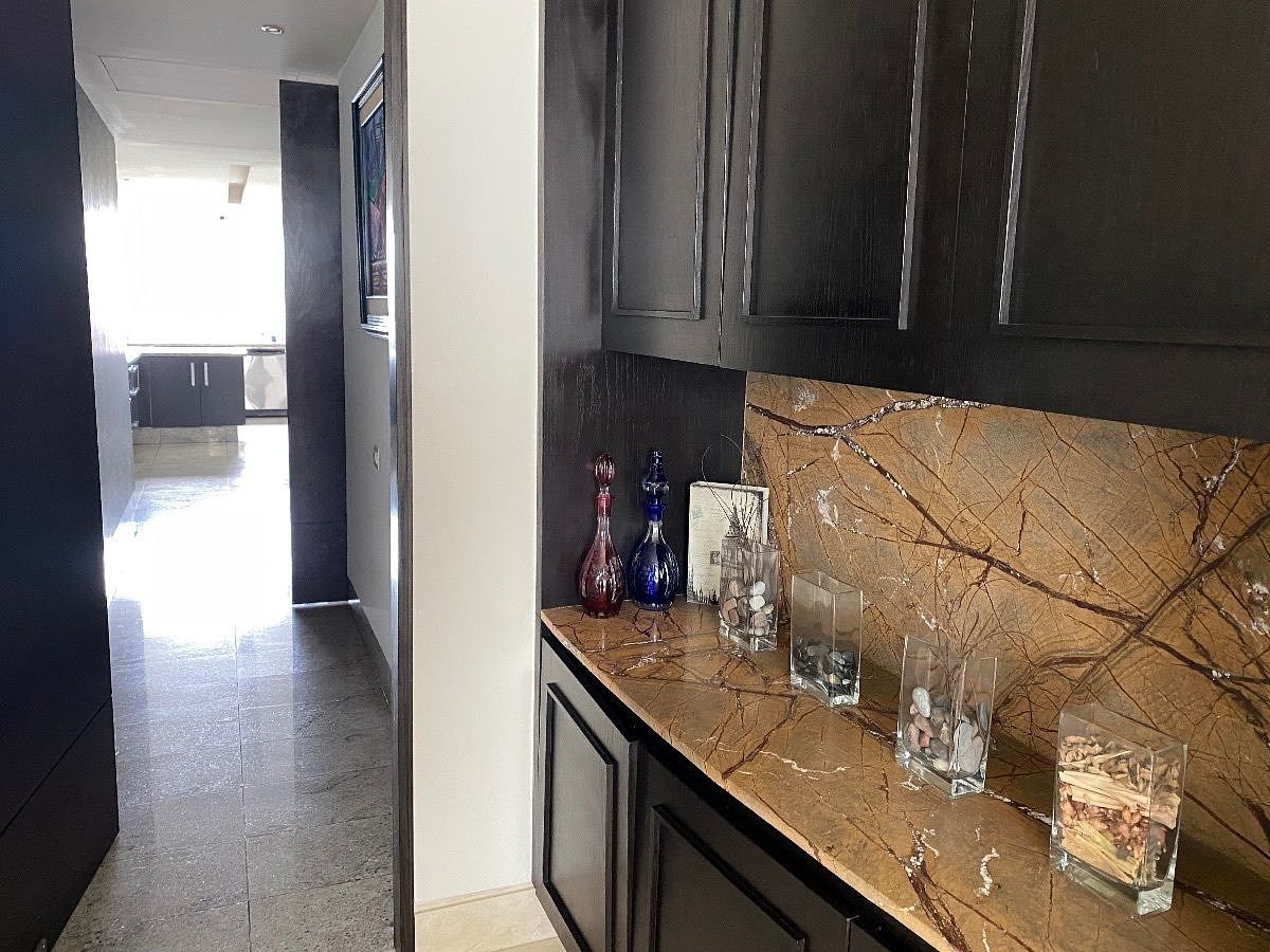 11 de 28: Barra de Café / Bar