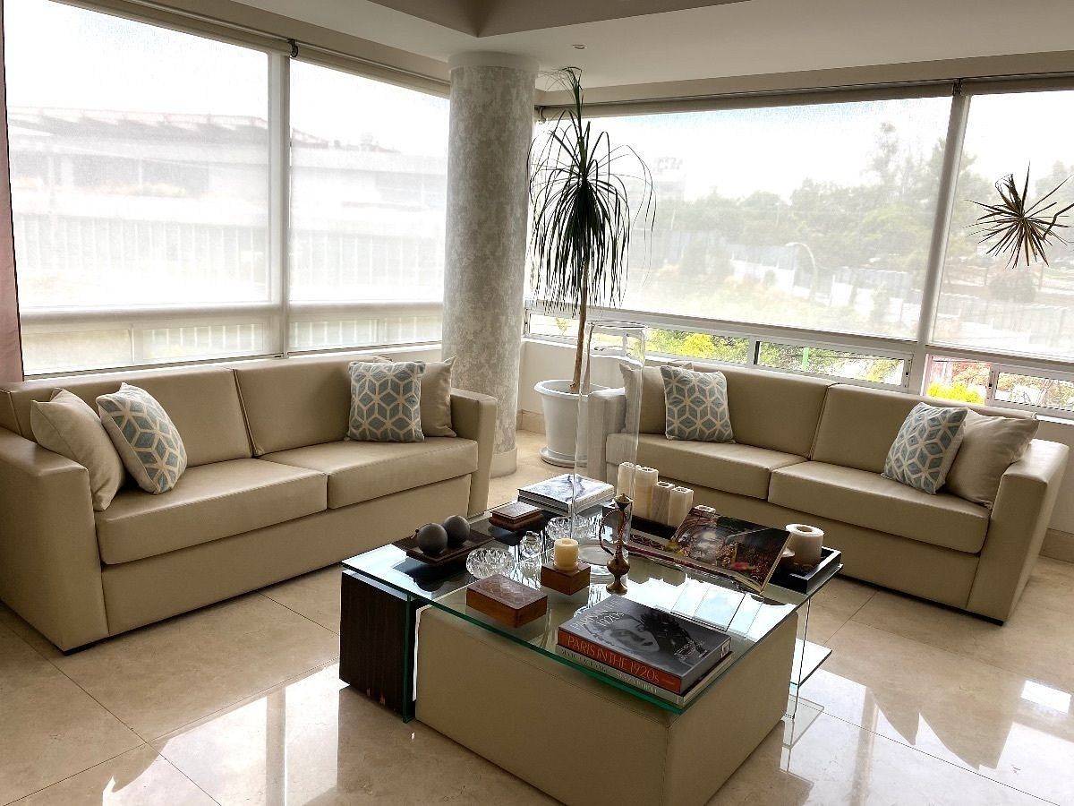 23 de 28: Sala , iluminación