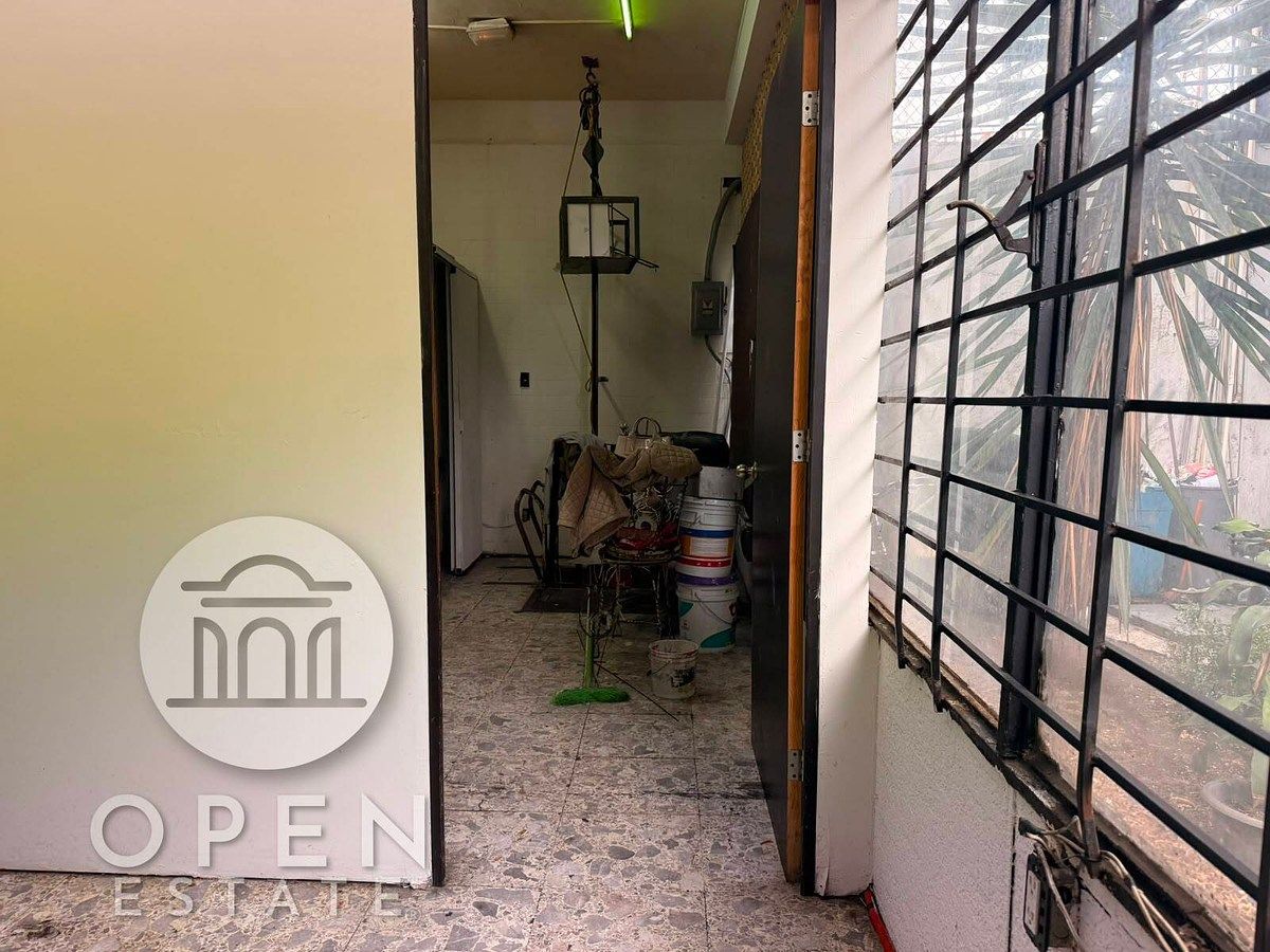 Retail Space in Ciudad Satélite, Naucalpan de Juárez, photo 10 of 28