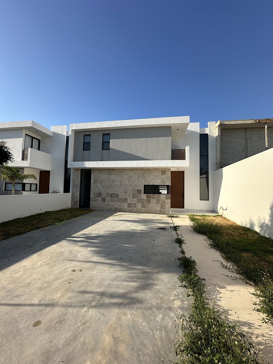 1 de 15: Fachada casa