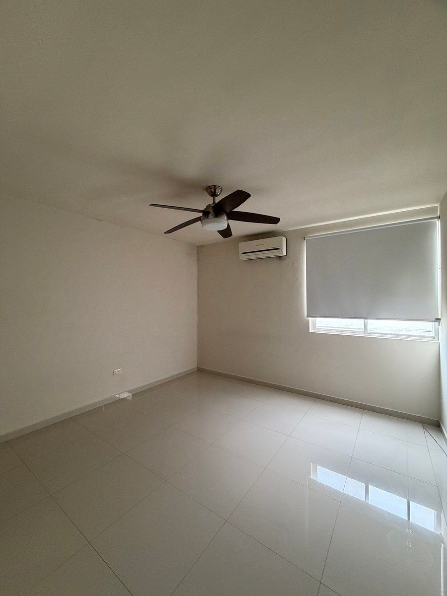 12 de 15: Recámara secundaria