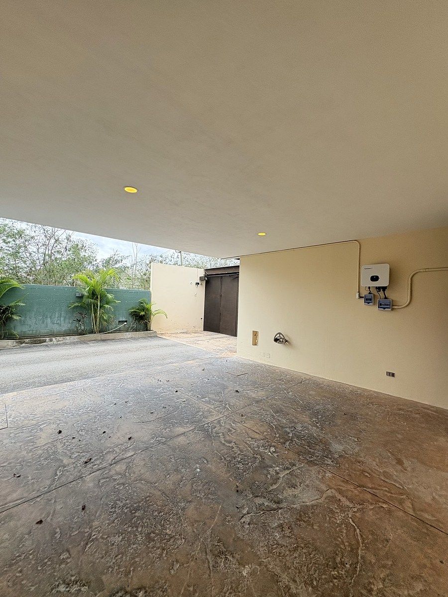 19 de 20: Portón eléctrico