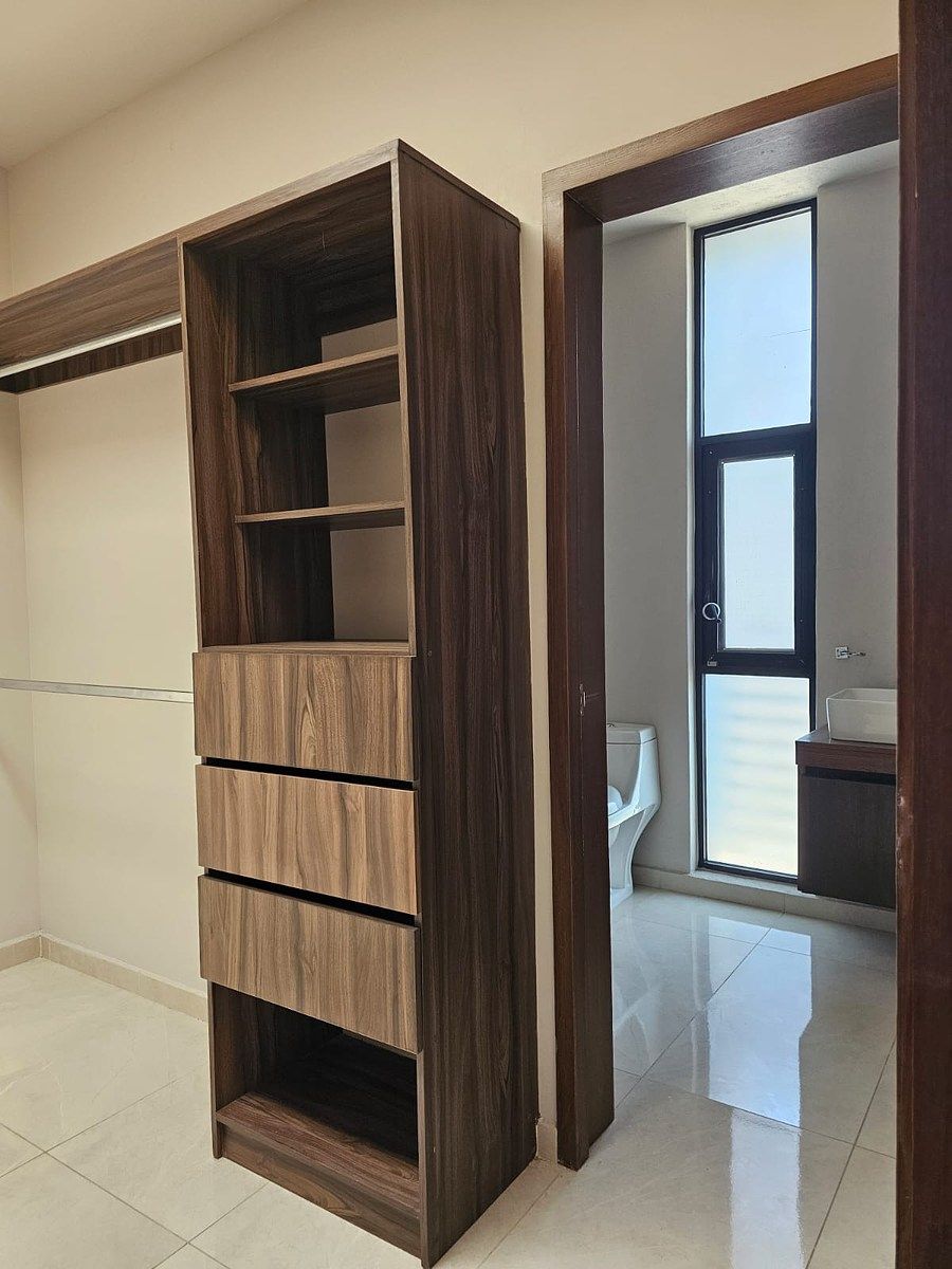 6 de 11: Vestidor Baño